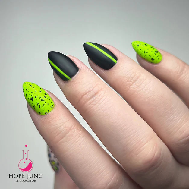 P+ Groovy Green Gel Polish
